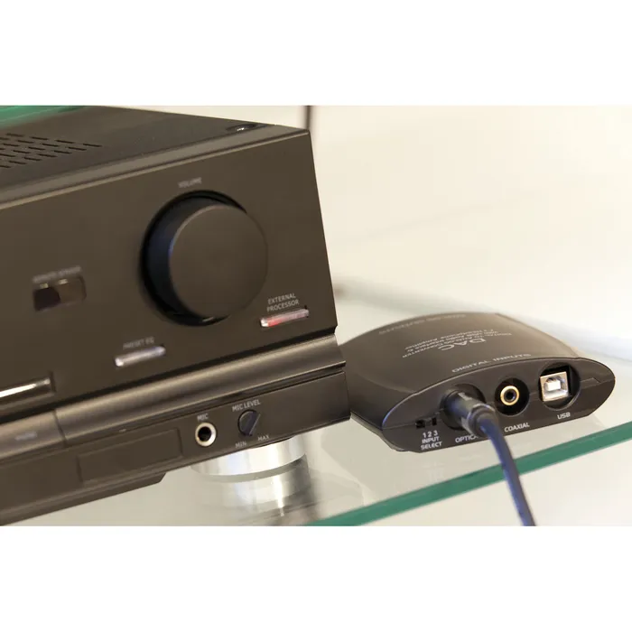 High Definition Audio DigitaltoAnalog Converter with USB Interface